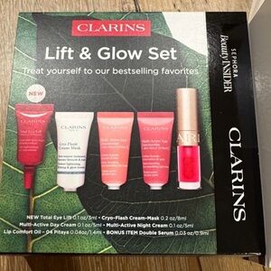 New Clarins Lift & Glow Set - Limited Edition